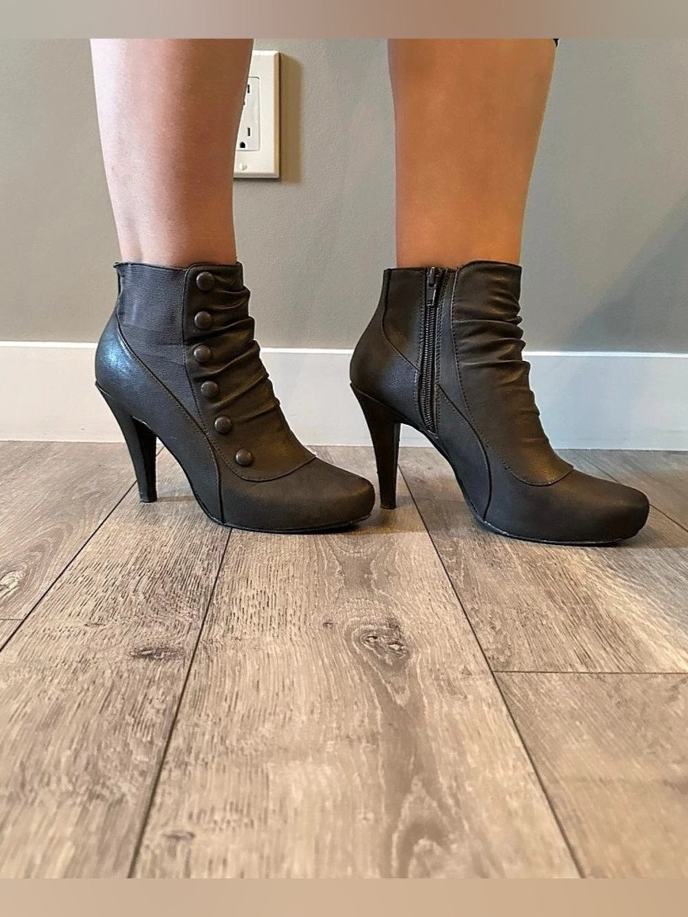 Grey Button Detail Heeled Ankle Boots